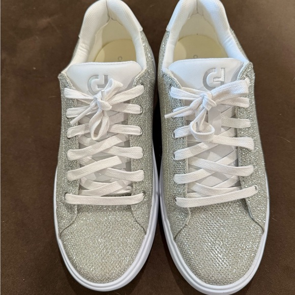 COLE HAAN White and Silver Grand Crosscourt Metallic Textured Sneakers size 7 - Picture 9 of 10